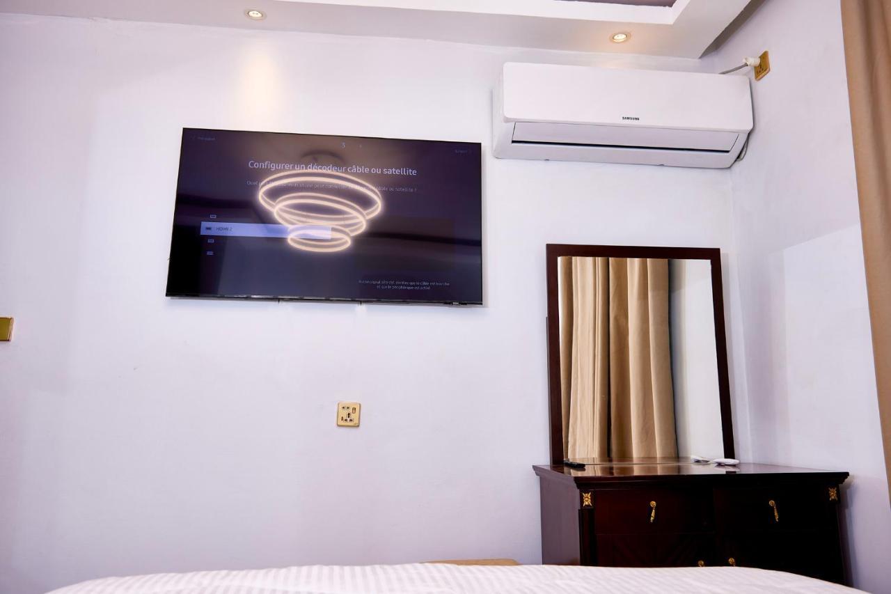 Residence Noumsi Yaounde Bagian luar foto