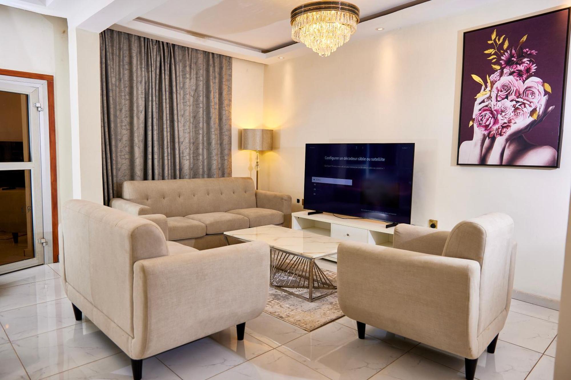 Residence Noumsi Yaounde Bagian luar foto